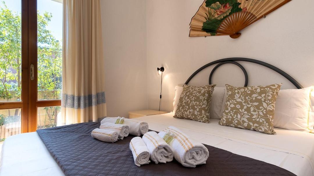 Luisa Sunny House Apartment Santa Maria Navarrese Bagian luar foto