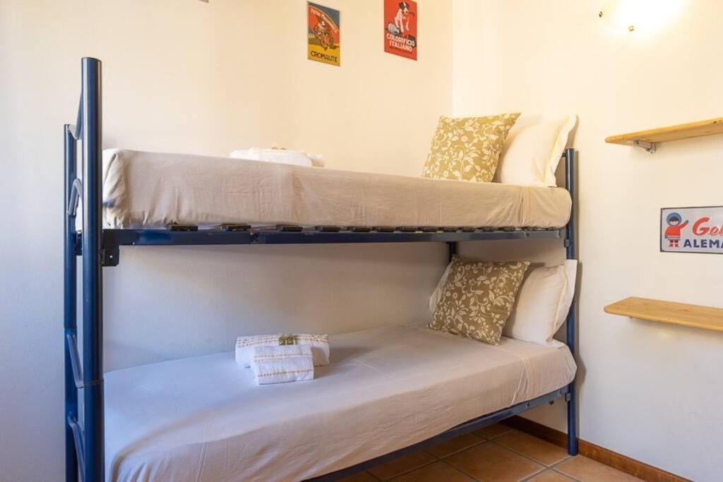 Luisa Sunny House Apartment Santa Maria Navarrese Bagian luar foto